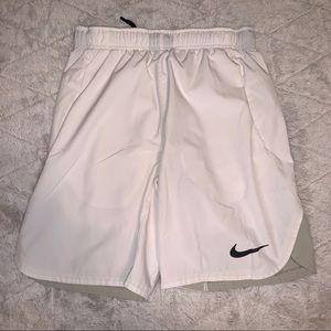 Nike short